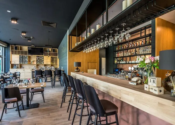 River Side Apartman *